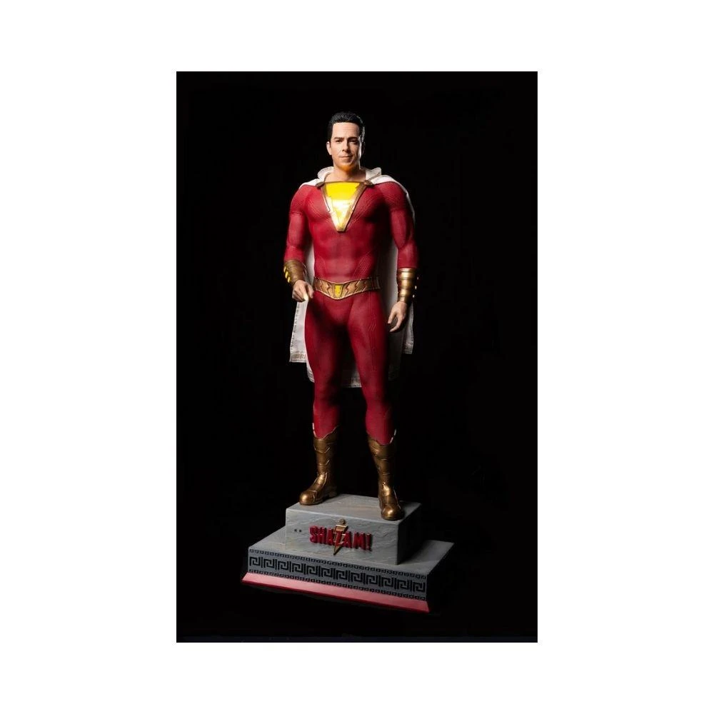 Muckle Mannequin : DC Comics Shazam Life Size Figure 2 Muckle Mannequin : DC Comics Shazam Life Size Figure - Image 2