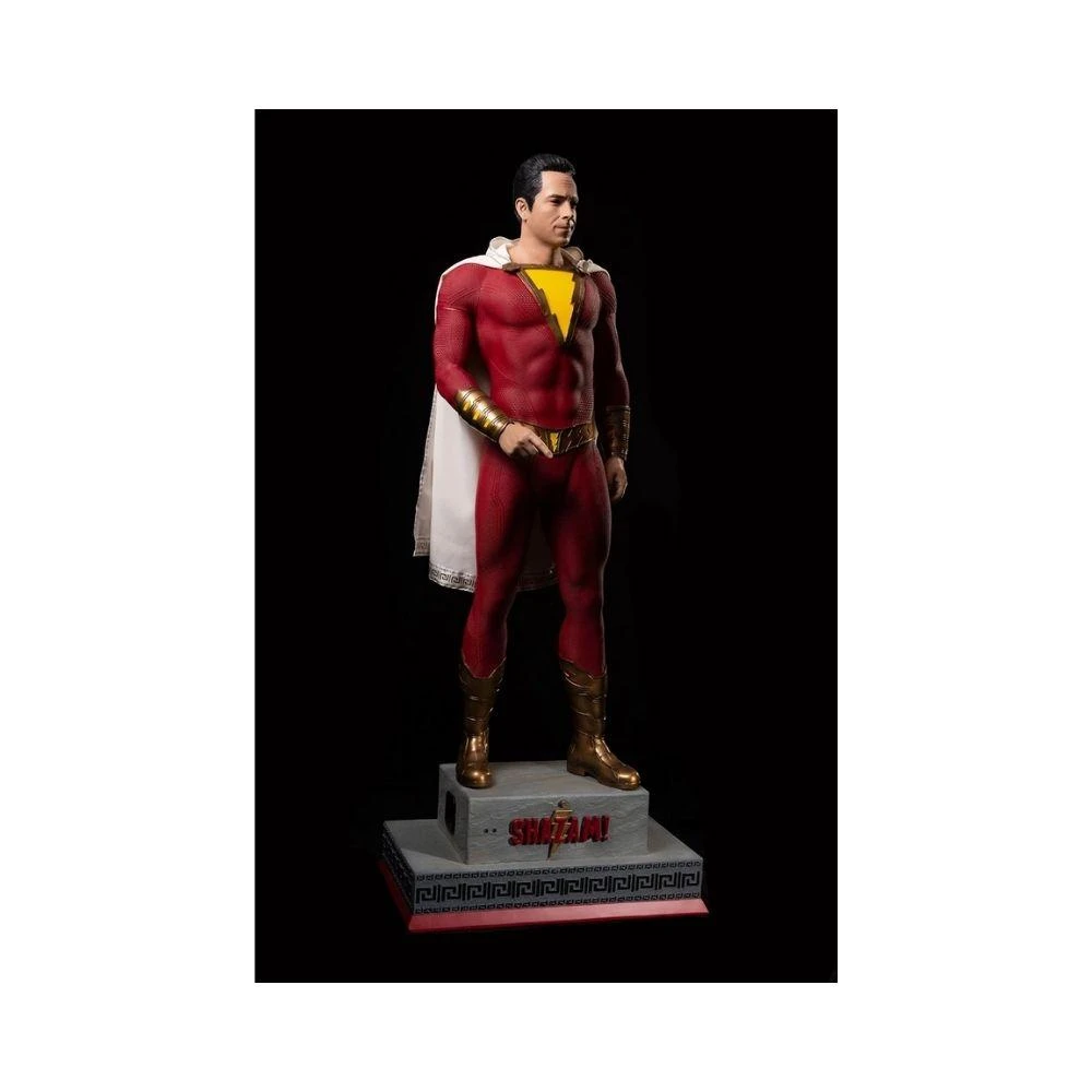 Muckle Mannequin : DC Comics Shazam Life Size Figure 3 Muckle Mannequin : DC Comics Shazam Life Size Figure - Image 3