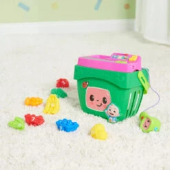 JAZWARES Cocomelon Veggie Fun Learning Basket 7 JAZWARES Cocomelon Veggie Fun Learning Basket -Model Product Shop 96199 000 004