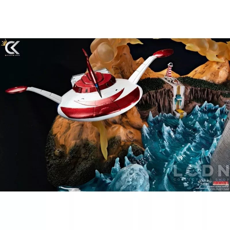 UFO Robot Grendizer And Duke Goldorak & Actarus Statue By Cartoon Kingdom 9 UFO Robot Grendizer And Duke Goldorak & Actarus Statue By Cartoon Kingdom - Image 9