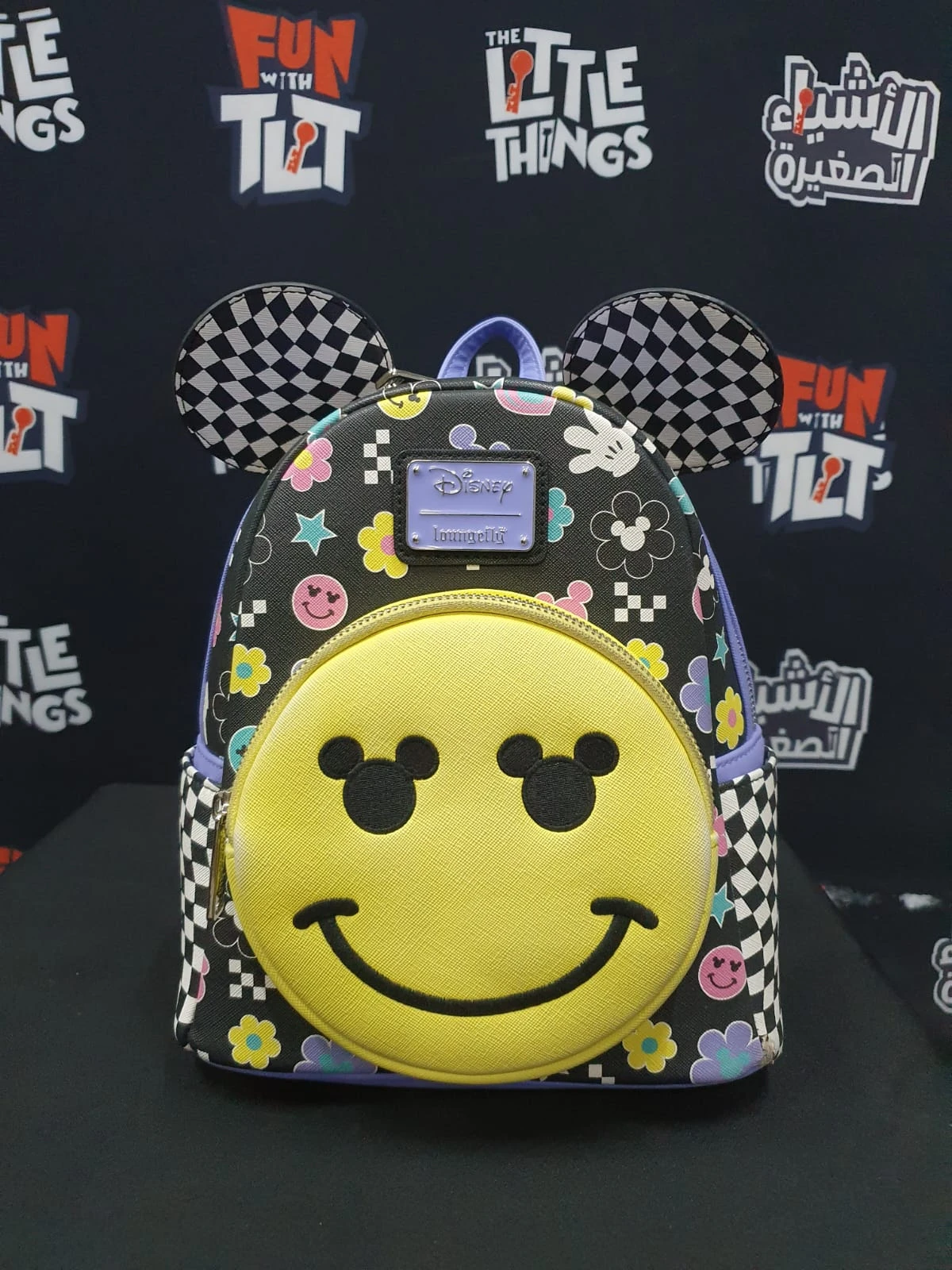 Damage LOUNGEFLY! LEATHER: DISNEY MICKEY Y2K MINI BACKPACK (FADED PAINT) 4 Damage LOUNGEFLY! LEATHER: DISNEY MICKEY Y2K MINI BACKPACK (FADED PAINT) - Image 4