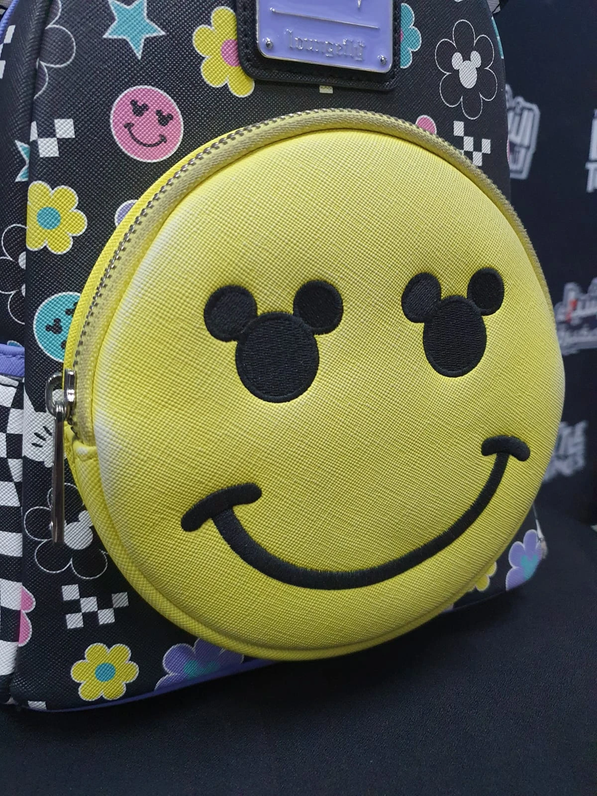 Damage LOUNGEFLY! LEATHER: DISNEY MICKEY Y2K MINI BACKPACK (FADED PAINT) 8 Damage LOUNGEFLY! LEATHER: DISNEY MICKEY Y2K MINI BACKPACK (FADED PAINT) - Image 8